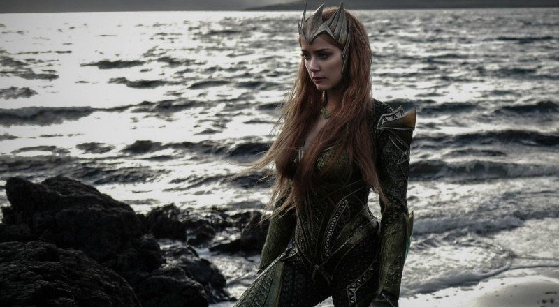 AQUAMAN IMAGE DU TOURNAGE EN FUITE AVEC MERA